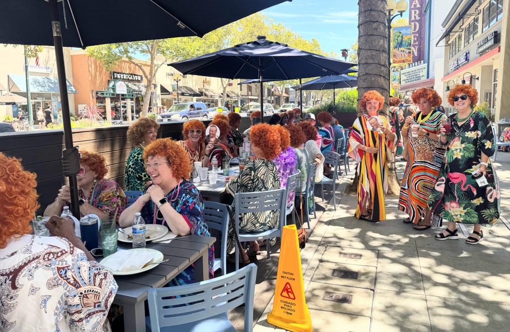 Mrs. Roper Romp brings a colorful time to Willow Glen – The Mercury News