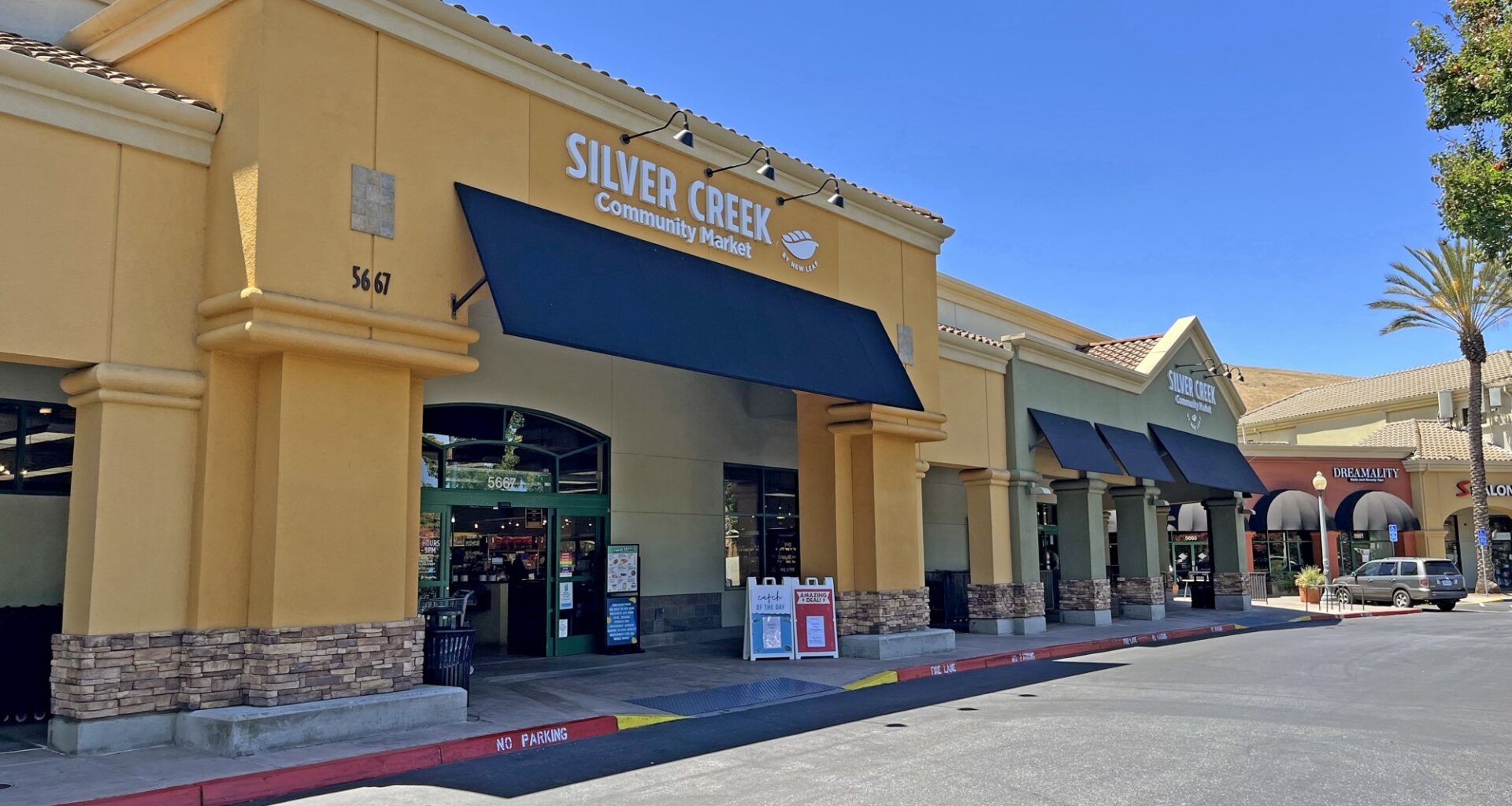 Organic grocer will shut San Jose store and slash dozens of jobs