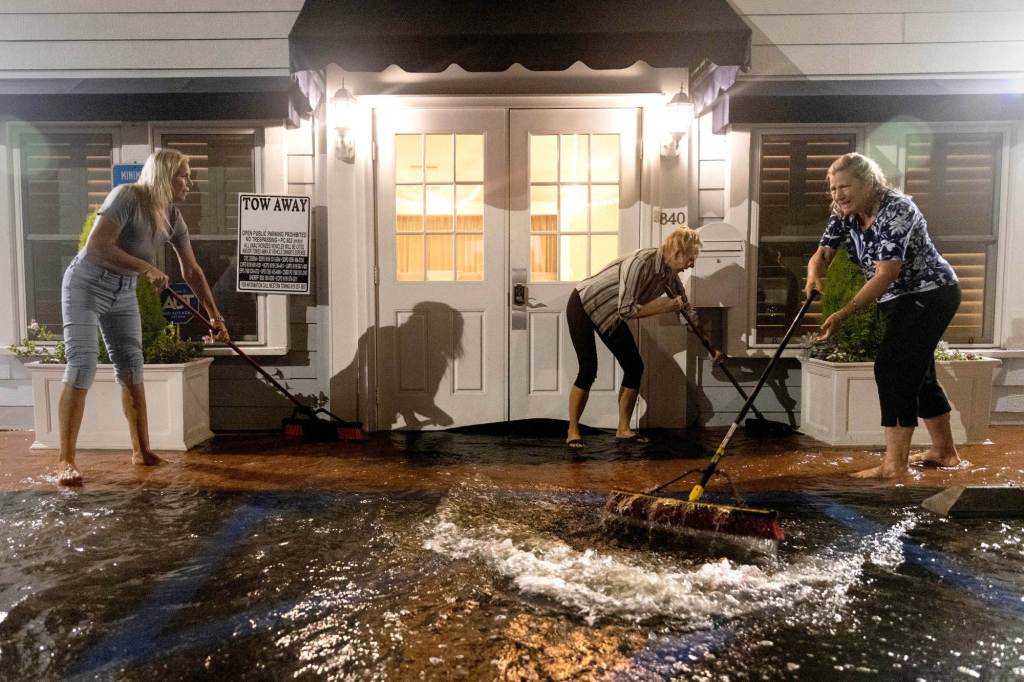 King tides hit Mission Beach, and more flooding is expected – San Diego Union-Tribune