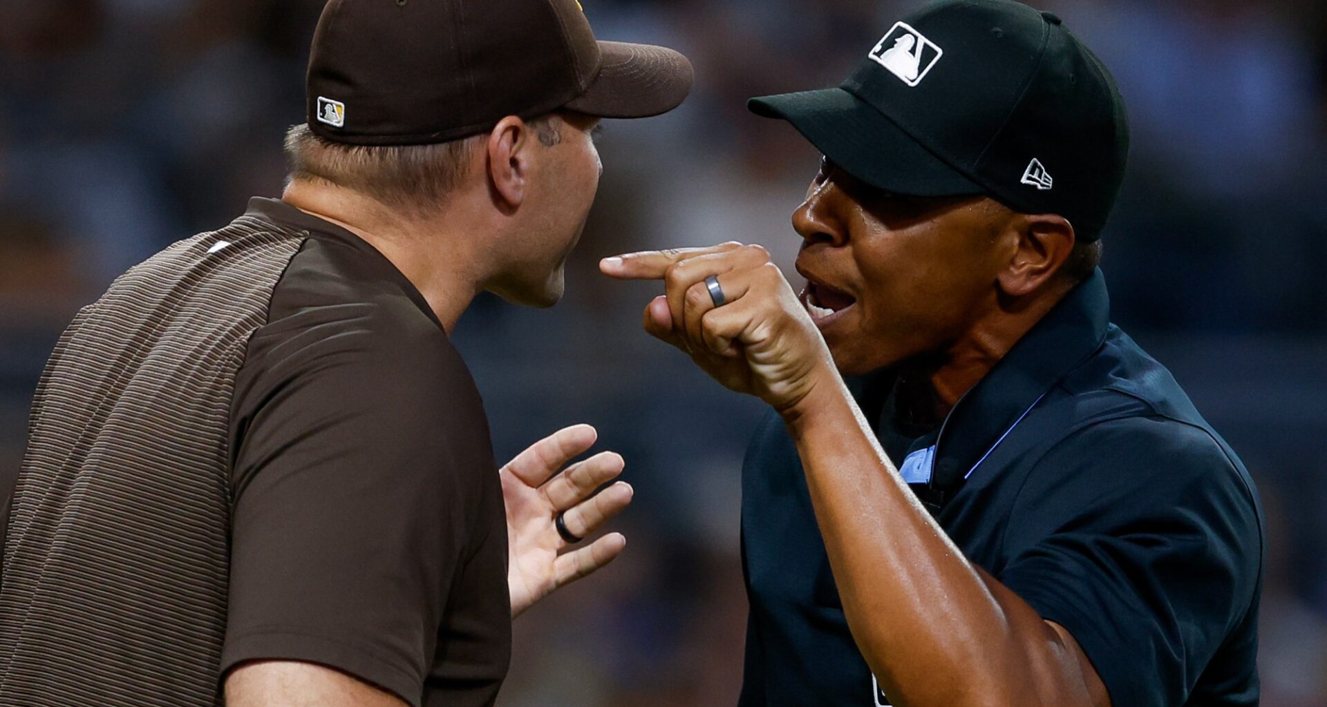Padres Daily: One letter matters; finishing strong again; Rehak's rabbit ears; Tatis' big night