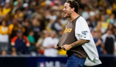 Tom Krasovic: Ex-Padre Jake Peavy will bring local knowledge, passion to Sunday's TV broadcast