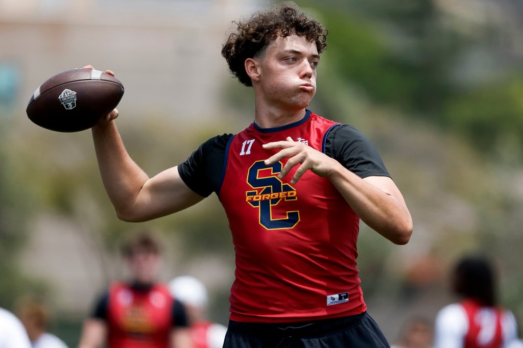 High school football: Players sweat, bond at summer passing tournaments