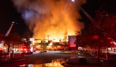 Fierce blaze destroys vacant two-story building in Serra Mesa – San Diego Union-Tribune