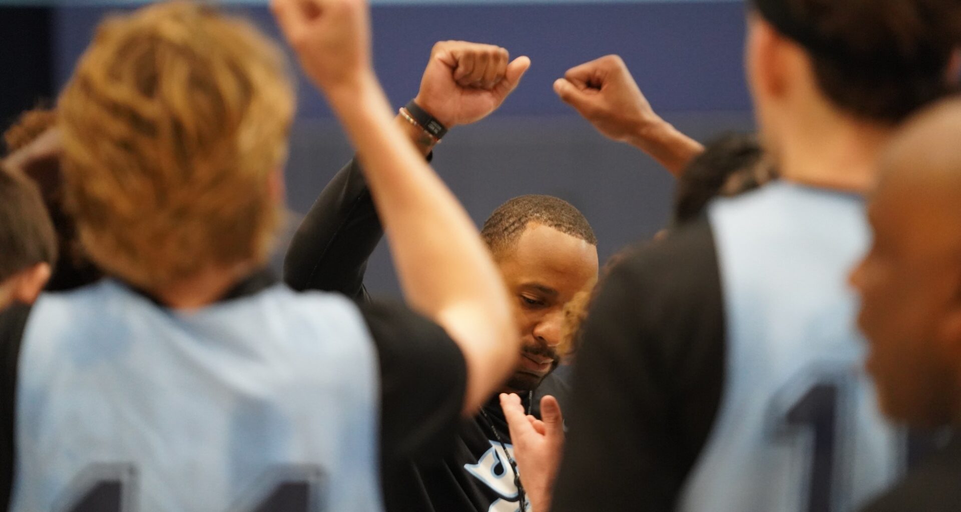 New USD basketball coach JR Blount sets his culture with 6:30 a.m. practices