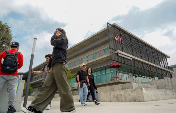 Students walking on campus at Southwestern College in Chula Vista on 05.28.25, in San Diego, California. (Alejandro Tamayo / The San Diego Union-Tribune)