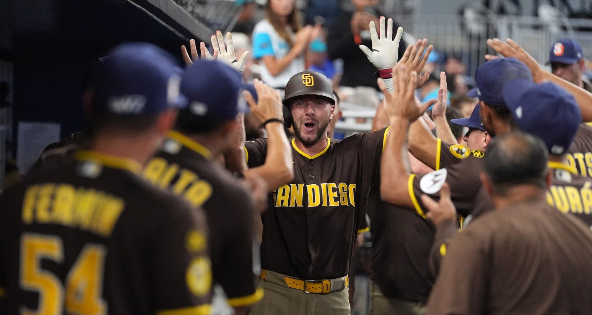 Padres Daily: Back in business; Merrill's return; a unique bullpen; Buehler's bounceback; Tatis on dirt vs. grass