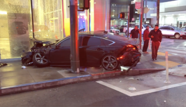 SFPD Car Chase in Mission District ends in wreck