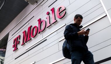 Users report widespread T-Mobile outage – NBC Los Angeles