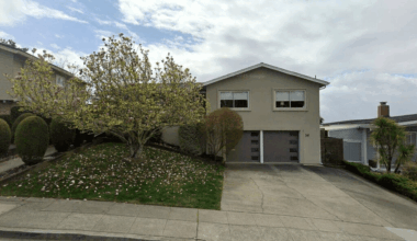 Three-bedroom house sells in Oakland for $1.6 million