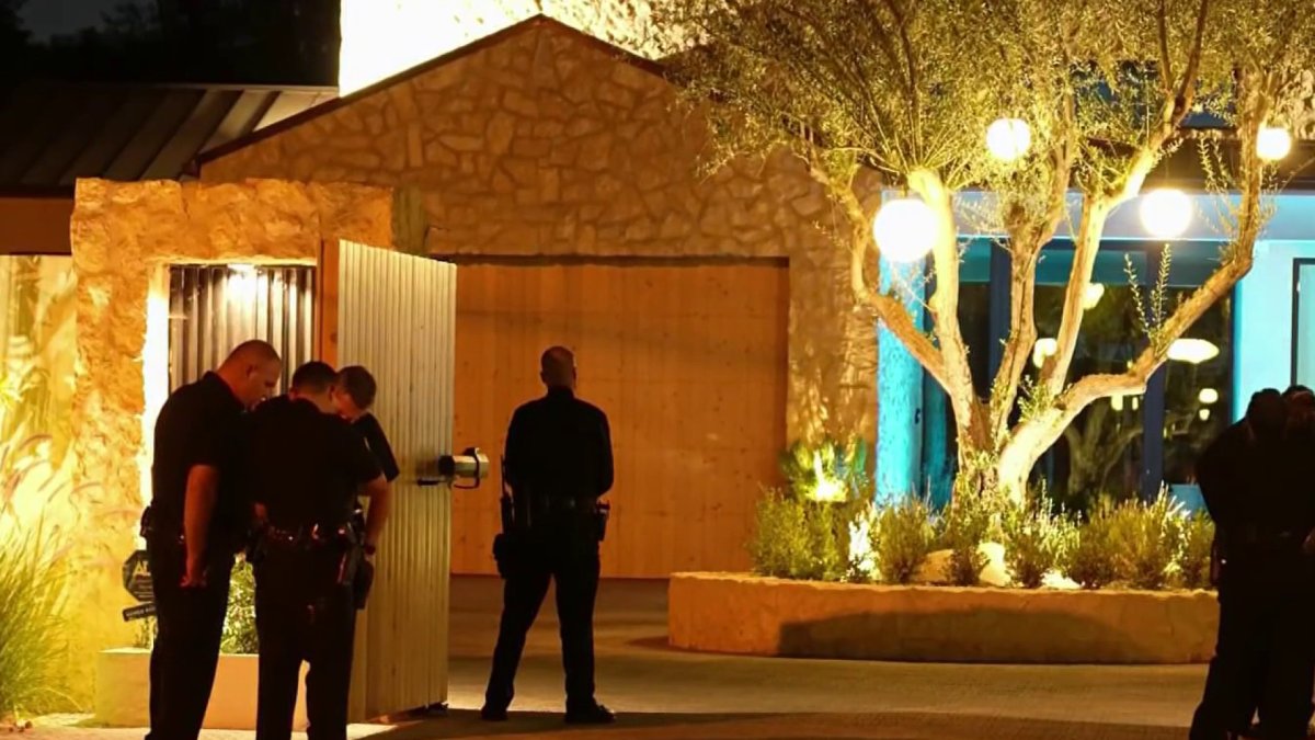 Two home break-ins reported in the San Fernando Valley – NBC Los Angeles