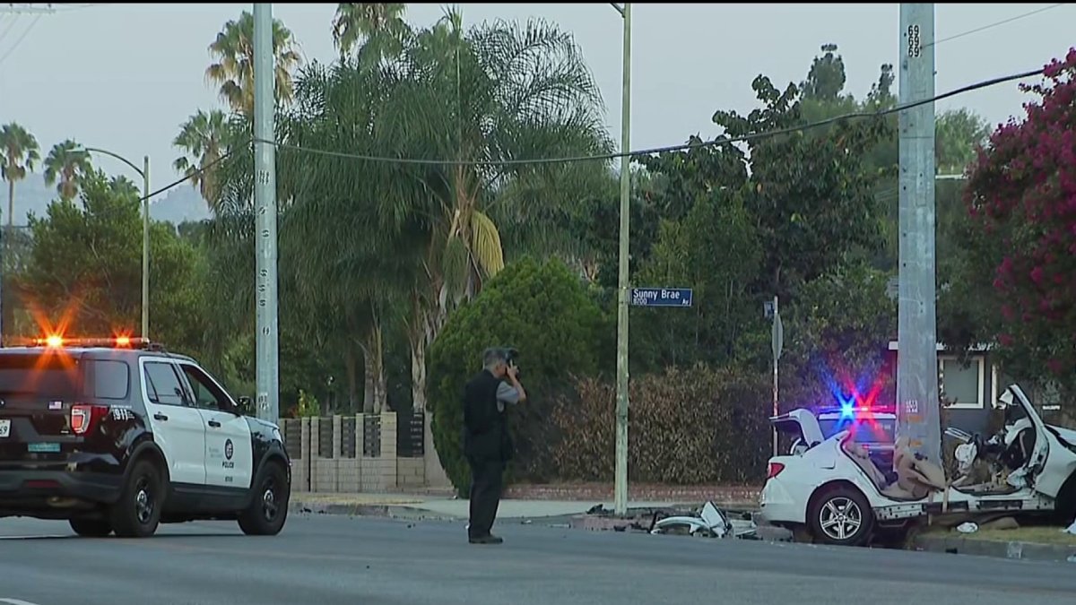 2 men killed in high-speed crash in Winnetka – NBC Los Angeles