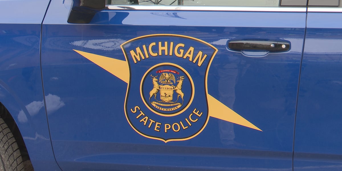 Driver expected to face charges after crash kills 2 parents, 2 young children in Oakland Co.