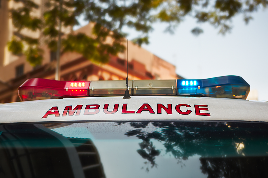 2 women hurt when boat crashes into breakwater, LBFD says • Long Beach Post News