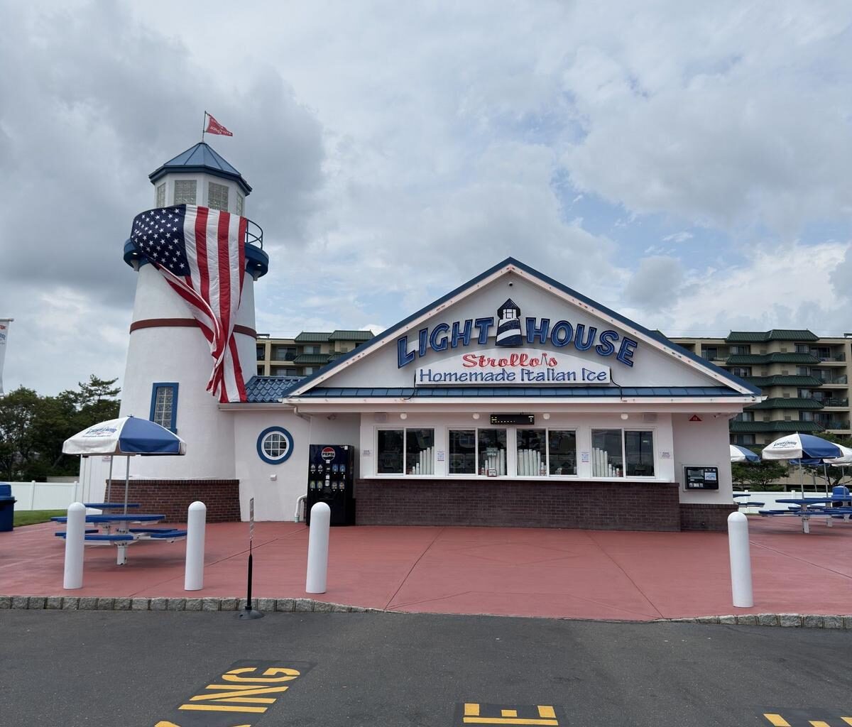 Strollos Lighthouse, Long Branch's Beloved Jersey Shore Ice Cream Spot