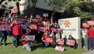 Bakersfield Nurses Protest Against Dignity Health Layoffs at Mercy Hospital