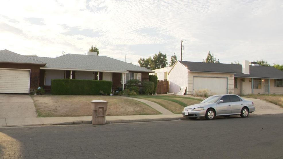 One dead, another hospitalized after early-morning stabbing in southwest Bakersfield (KBAK/KBFX)