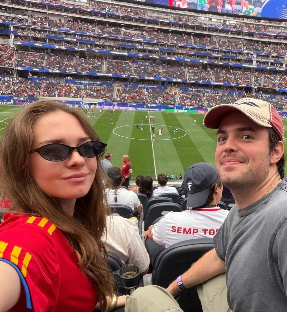 Stella Banderas and her husband Alex Gruszynski supported Spain.