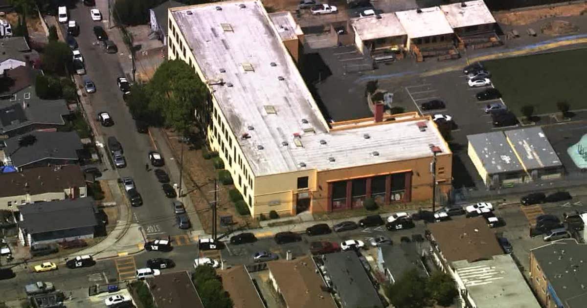 25-year-old woman killed in Oakland while taking class: family