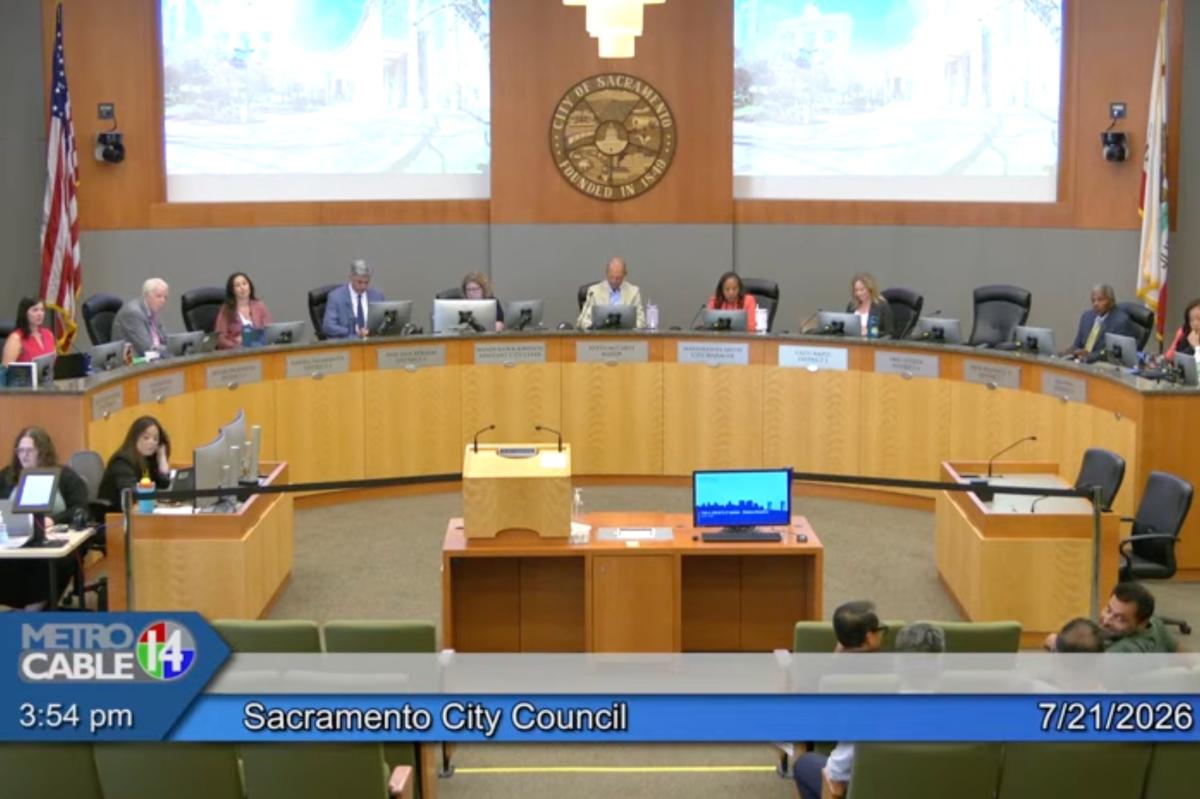 Sacramento mayor's hot mic catches him discussing plot to silence