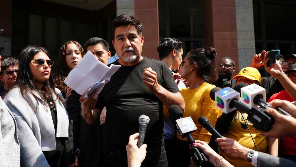 Prosecutors move to drop charge against California labor leader arrested during immigration protest