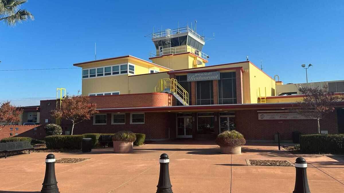 The terminal and offices of Sacramento Executive Airport on the 6100 block of Freeport Boulevard in Sacramento on Nov. 30, 2023. The eatery that opened in 2000 in the airport, Aviator’s Restaurant, may be closed for about two years as the county repairs the kitchen floors, which had rusting rebar. The terminal and offices of Sacramento Executive Airport on the 6100 block of Freeport Boulevard in Sacramento on Nov. 30, 2023. The eatery that opened in 2000 in the airport, Aviator’s Restaurant, may be closed for about two years as the county repairs the kitchen floors, which had rusting rebar.