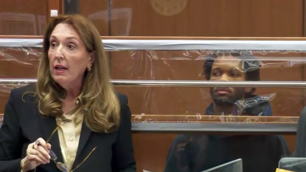 Singer D4vd requests handcuffs off for preliminary hearing – NBC Los Angeles