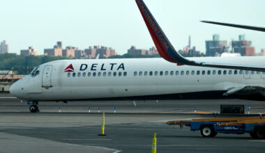 Delta flight diverted to Fresno after engine warning – NBC Bay Area