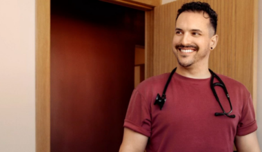 Los Angeles LBGTQ+ clinic scrambling to find new doctor – NBC Los Angeles