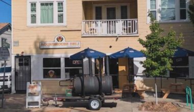 Roundhouse Deli to close for repairs after a fire