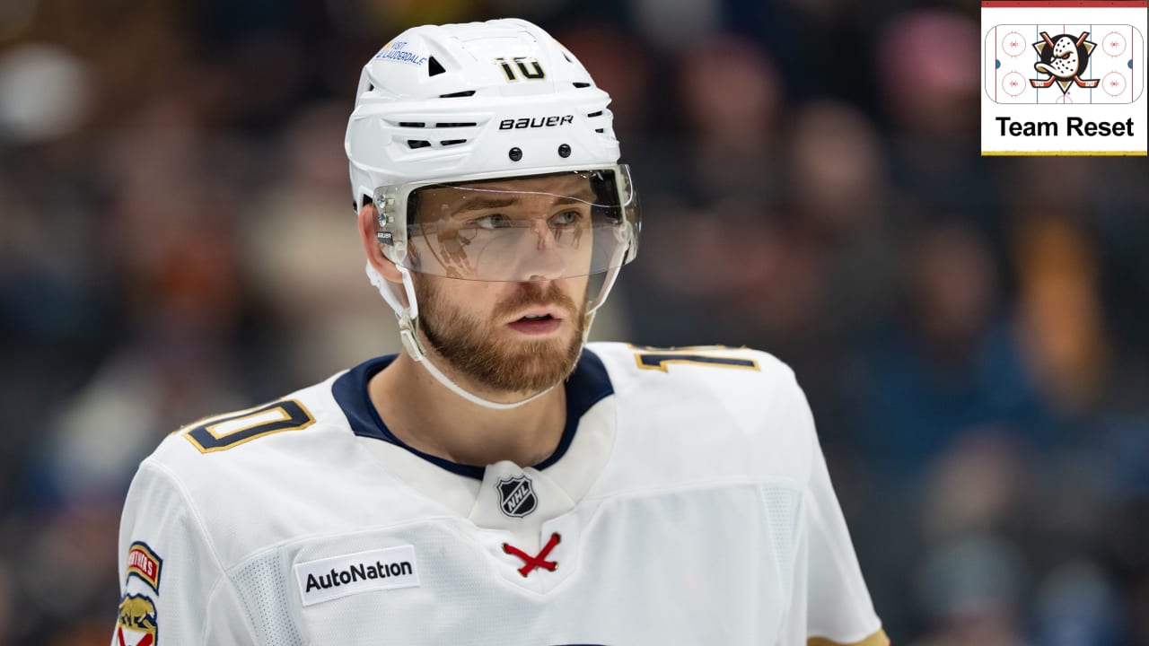 Ducks sign Greer, Jensen for depth at forward, defenseman