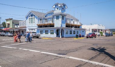 9 Best Towns on the Pacific Coast For Retirees