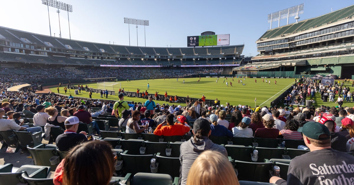 Sacramento Republic v Oakland Roots SC