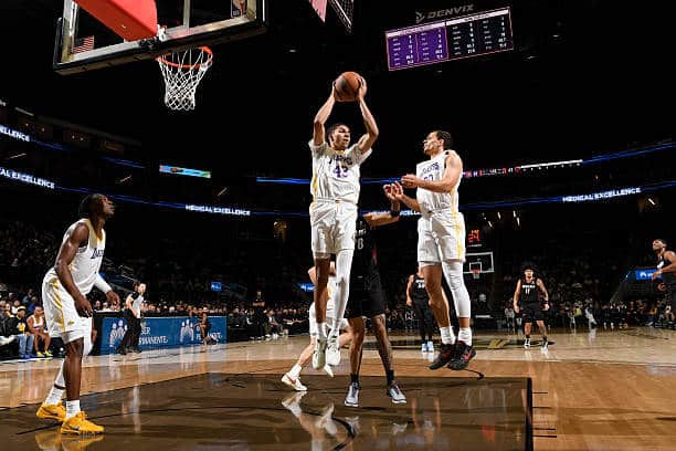 Recap: Cameron Carr Leads Lakers To Double OT Comeback Win Over Heat In California Classic