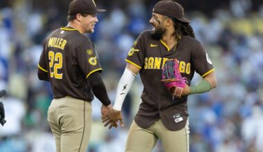 Padres beat Dodgers to avoid sweep, snap losing streak