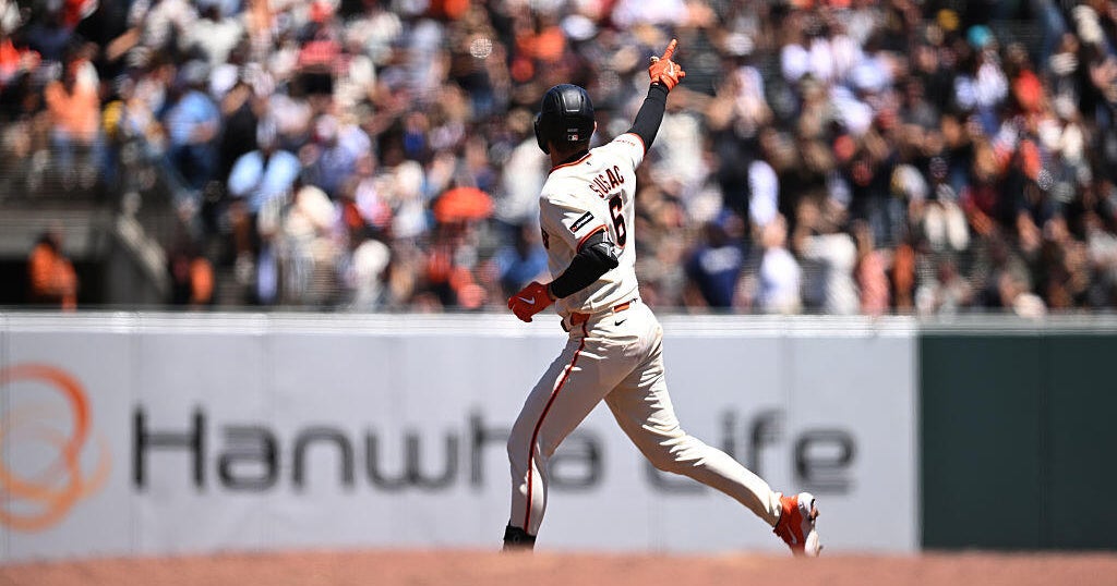 giants-brewers-2287538898.jpg