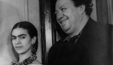 Frida Kahlo and Diego Rivera’s Cliffside Apartment Building Lists for $8 Million