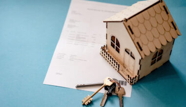 California Homeowners Warned About Foreclosure-Delay Schemes Leaving Strangers on a Home's Title for Years