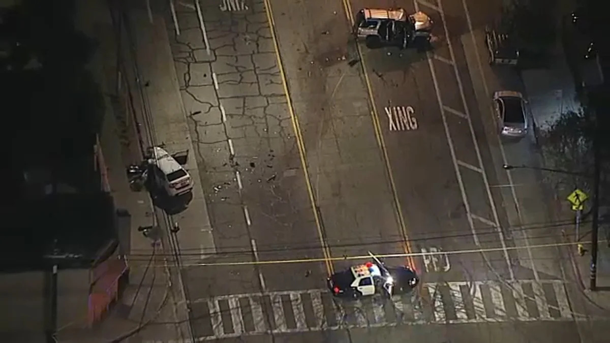 1 dead after apparent shooting, multi-car crash in South Los Angeles