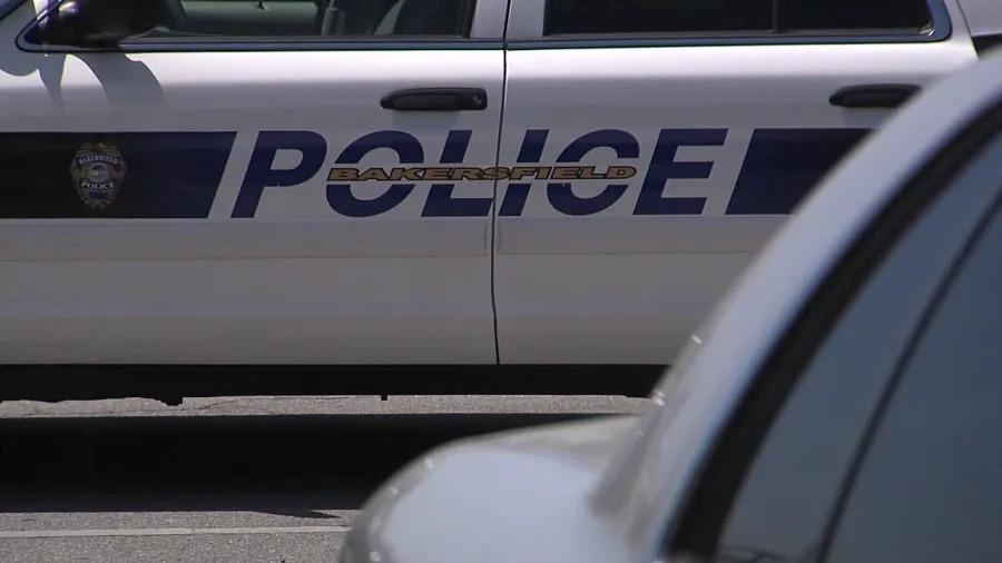 Roads open after body found in southwest Bakersfield: police