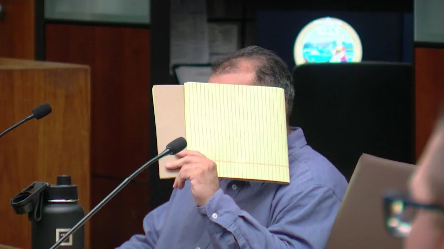 Trial begins for man accused of killing estranged wife at family gathering in Bakersfield