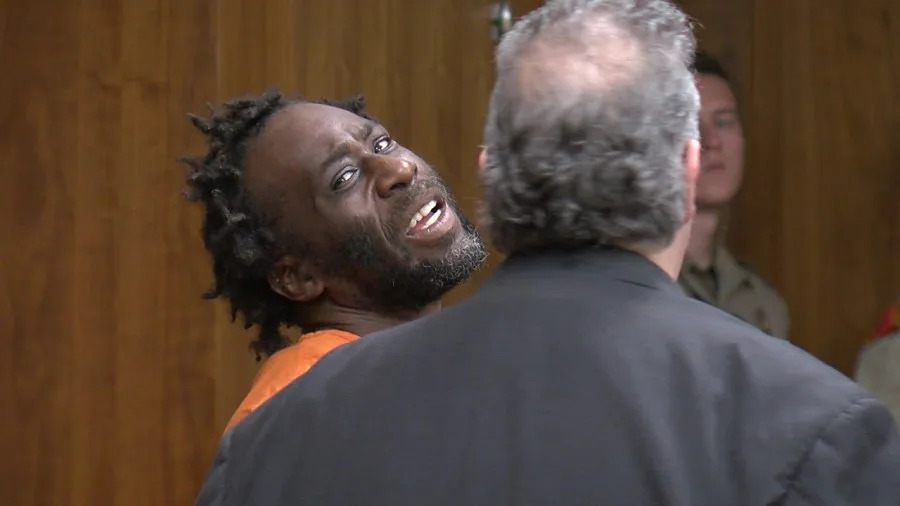 Bakersfield man held to answer on murder, other charges in Clyde St homicide