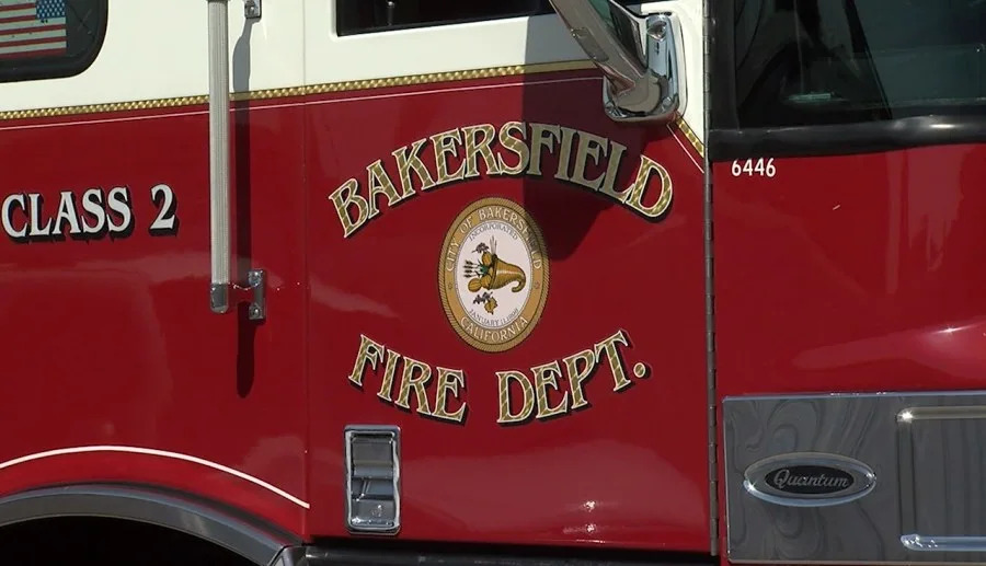 Bakersfield FD working to identifying suspects in Mariscos Las Islitas Mexican Restaurant arson