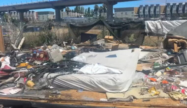 Oakland revives controversial plan to pay unhoused residents to clean areas around encampments