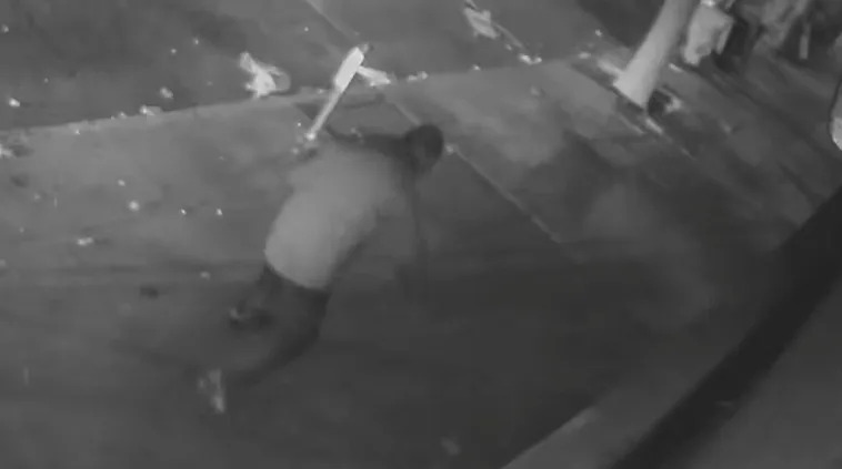 VIDEO: Rock-throwing man smashes window at San Francisco brunch restaurant