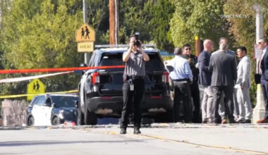 Off-duty Long Beach officer opens fire on robbery suspects, police say