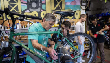 Sacramento adding free bike, scooter safety classes, including its first in Spanish