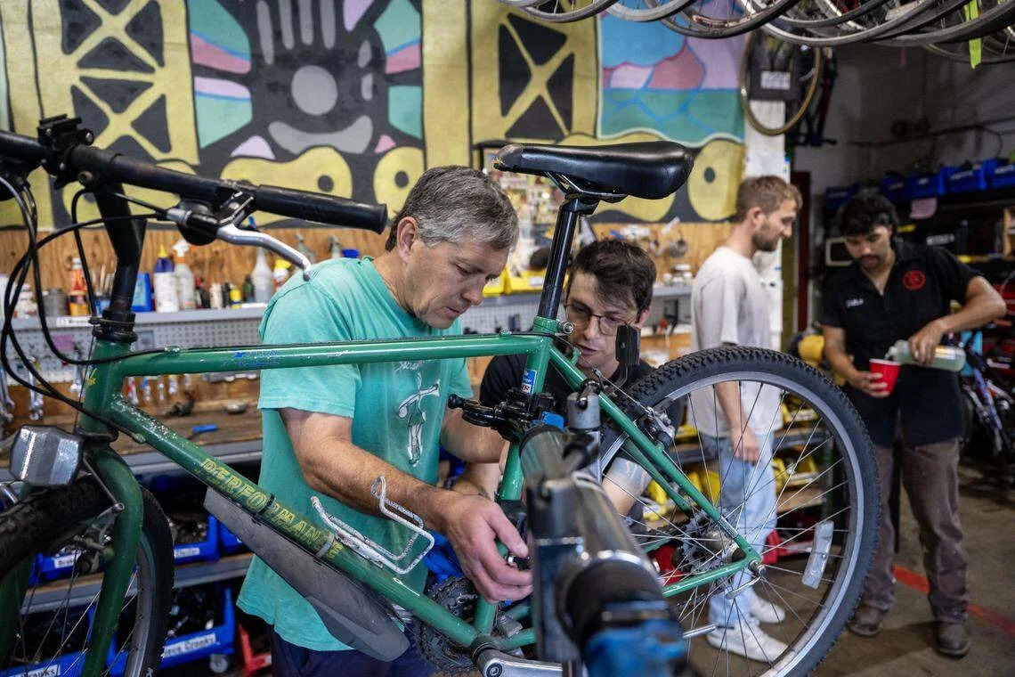 Sacramento adding free bike, scooter safety classes, including its first in Spanish