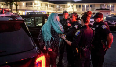Oakland man pleads guilty to trafficking, beating women on ‘the Blade'