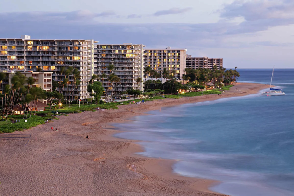 California family reportedly attacked at luxury Hawaii resort
