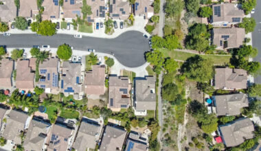 One in four San Diego homes now makes its own power as California weighs new solar rules